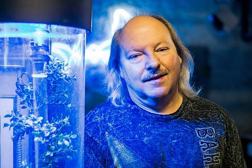 MIKAELA MACKENZIE / WINNIPEG FREE PRESS

Rick Banack, owner of Environmental Aquatic Services, poses for a portrait in his space in Winnipeg on Tuesday, May 3, 2022. For Dave Sanderson story.
Winnipeg Free Press 2022.