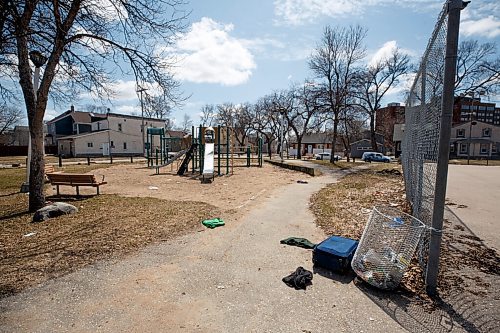 MIKE DEAL / WINNIPEG FREE PRESS
Darrell Warren is the president of William Whyte Neighbourhood Association in the area around Pritchard Park where several locations have become illegal dumping grounds.
See Katrina Clarke story 
220504 - Wednesday, May 04, 2022.