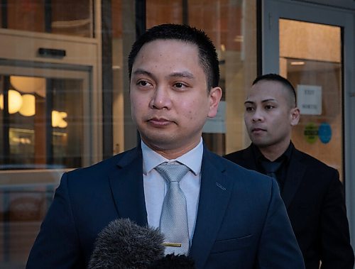 JESSICA LEE / WINNIPEG FREE PRESS

Edward Balaquit, son of Eduardo Balaquit, is photographed speaking to press outside Manitoba Courts on May 4, 2022.

Reporter: Dean Pritchard