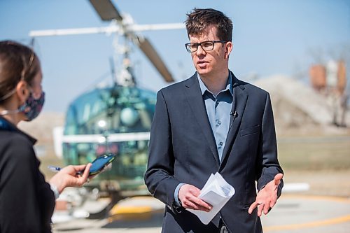 MIKAELA MACKENZIE / WINNIPEG FREE PRESS

David Wade, superintendent of Insect Control, announces the start of the mosquito larviciding program at the Insect Control heliport in Winnipeg on Thursday, May 5, 2022. For Joyanne story.
Winnipeg Free Press 2022.