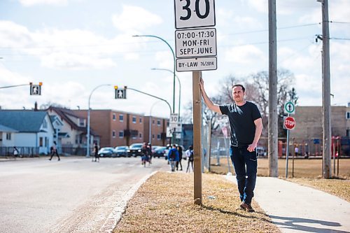MIKAELA MACKENZIE / WINNIPEG FREE PRESS

Ian Walker, chair of safe speeds Winnipeg, poses for a portrait on Talbot (in an area where many photo radar tickets are given out) in Winnipeg on Wednesday, May 4, 2022. For Katrina story.
Winnipeg Free Press 2022.
