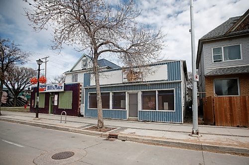 JOHN WOODS / WINNIPEG FREE PRESS
Property at 661 Selkirk is for sale, Sunday, May 8, 2022. There are a many properties available on Selkirk.

Re: Kitching