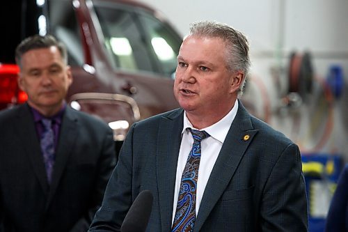MIKE DEAL / WINNIPEG FREE PRESS
Kam Blight, president, Association of Manitoba Municipalities speaks after Premier Heather Stefanson announced that her government will be investing $15 million in a one-time grant program to help with road repair in the province. The announcement was made at the MPI centre on Plessis Road Monday morning with Municipal Relations Minister Eileen Clarke, Transportation and Infrastructure Minister Doyle Piwniuk, Winnipeg Mayor Brian Bowman, Chris Lorenc, president, Manitoba Heavy Construction Association, and Kam Blight, president, Association of Manitoba Municipalities on hand.
See Joyanne Pursaga story
220509 - Monday, May 09, 2022.