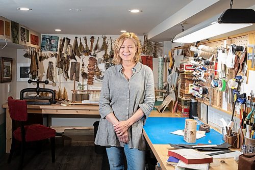 JESSICA LEE / WINNIPEG FREE PRESS

Deb Frances, a book artist, poses for a photo in her home studio on May 9, 2022.

Reporter: Brenda Suderman


