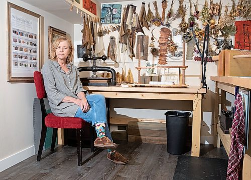 JESSICA LEE / WINNIPEG FREE PRESS

Deb Frances, a book artist, poses for a photo in her home studio on May 9, 2022.

Reporter: Brenda Suderman


