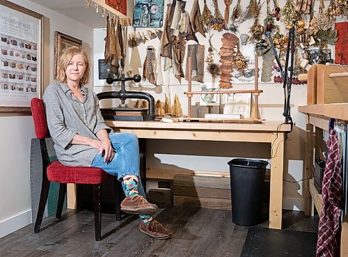 JESSICA LEE / WINNIPEG FREE PRESS

Deb Frances, a book artist, poses for a photo in her home studio on May 9, 2022.

Reporter: Brenda Suderman


