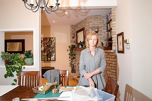 JESSICA LEE / WINNIPEG FREE PRESS

Deb Frances, a book artist, poses for a photo in her dining room with her materials on May 9, 2022.

Reporter: Brenda Suderman


