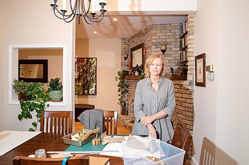 JESSICA LEE / WINNIPEG FREE PRESS

Deb Frances, a book artist, poses for a photo in her dining room with her materials on May 9, 2022.

Reporter: Brenda Suderman

