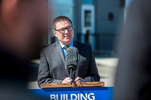 MIKAELA MACKENZIE / WINNIPEG FREE PRESS

Scott Jocelyn, president and CEO of the Manitoba Hotel Association, speaks at an announcement about funding for COVID recovery at Winnipeg-South/Outlet Collection Hyatt House in Winnipeg on Tuesday, May 10, 2022. For Gabby story.
Winnipeg Free Press 2022.