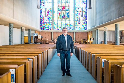 MIKAELA MACKENZIE / WINNIPEG FREE PRESS

Andrew Thomson, the Rectors Warden, poses for a portrait at St Georges Anglican Church (which is completely without MTS phone service right now) in Winnipeg on Tuesday, May 10, 2022. For Kevin story.
Winnipeg Free Press 2022.