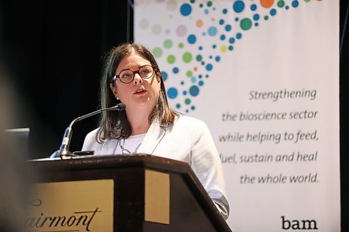 RUTH BONNEVILLE / WINNIPEG FREE PRESS

Local - MBIZ Stefanson 

Premier Heather Stefanson speaks at the Manitoba Chambers of Commerce breakfast series on MANITOBA DAY at the Fairmont Hotel Thursday.  


May 12, 2022

