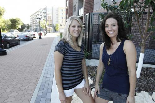 BORIS.MINKEVICH@FREEPRESS.MB.CA  100826 BORIS MINKEVICH / WINNIPEG FREE PRESS Katharina Smutny and Kaley Maksymyk are enjoying downtown living after moving into the Exchange District this summer.