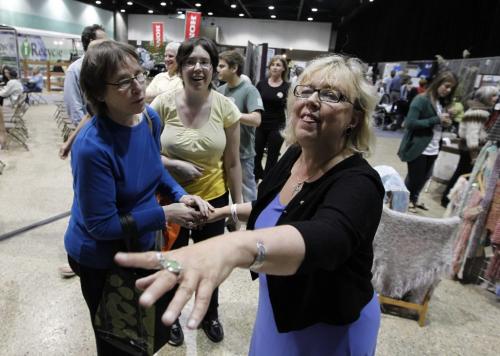 BORIS.MINKEVICH@FREEPRESS.MB.CA  100912 BORIS MINKEVICH / WINNIPEG FREE PRESS Elizabeth May speaks to people after she spoke at the Winnipeg Green Lifestyle & Organic Living Show at the Winnipeg Convention Centre.