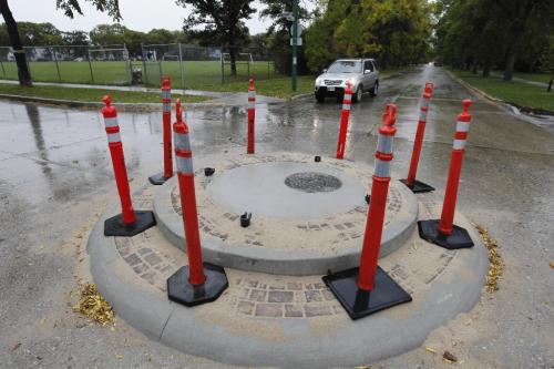 BORIS.MINKEVICH@FREEPRESS.MB.CA  100916 BORIS MINKEVICH / WINNIPEG FREE PRESS Roundabouts being built on Grosvenor Ave. & Lanark Street