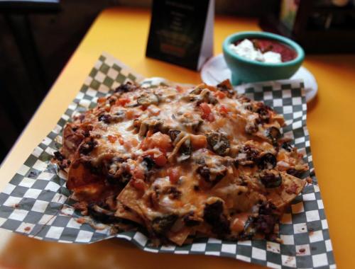 BORIS.MINKEVICH@FREEPRESS.MB.CA  100922 BORIS MINKEVICH / WINNIPEG FREE PRESS International Day of the Nacho. Nachos at Don Padro's.