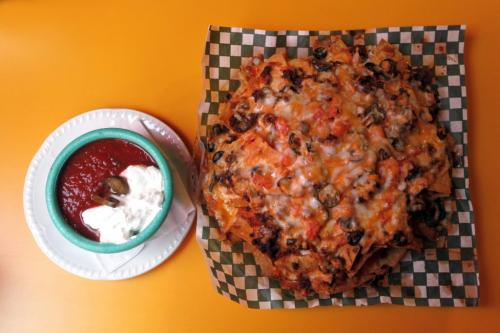 BORIS.MINKEVICH@FREEPRESS.MB.CA  100922 BORIS MINKEVICH / WINNIPEG FREE PRESS International Day of the Nacho. Nachos at Don Padro's.