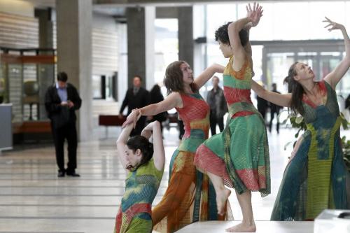 MIKE.DEAL@FREEPRESS.MB.CA 100923 - Thursday, September 23, 2010 -  The Winnipeg Contemporary Dancers were in the new Hydro Manitoba building performing their popular Random Act of Dance during the lunch hour. Conceived to surprise audience in unusual places and at unexpected moments with dance movements, this event is part of the Culture Days Countdown. MIKE DEAL / WINNIPEG FREE PRESS