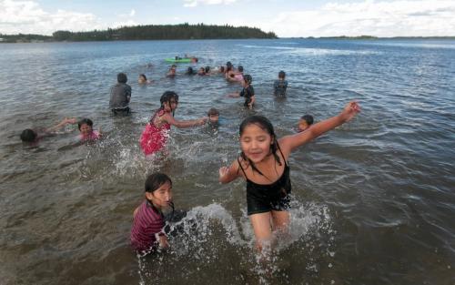 JOE.BRYKSA@FREEPRESS.MB.CA NO RUNNING WATER FEATURE-(See Helen's story)    Kids swim in Island Lake at St. Theresa Point First Nation- July 2010, - JOE BRYKSA/WINNIPEG FREE PRESS