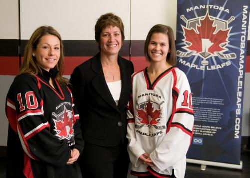 DAVID LIPNOWSKI / WINNIPEG FREE PRESS (October 18, 2010) Manitoba Maple Leafs head coach Jill Mathez (middle) with Melissa Coulombe (left) and Chantal Larocque (right) after a press conference at Jonathan Toews Community Centre Monday, in which it was announced that the senior womens hockey team will be joining the Western Womens Hockey League. Ashley Prest story.