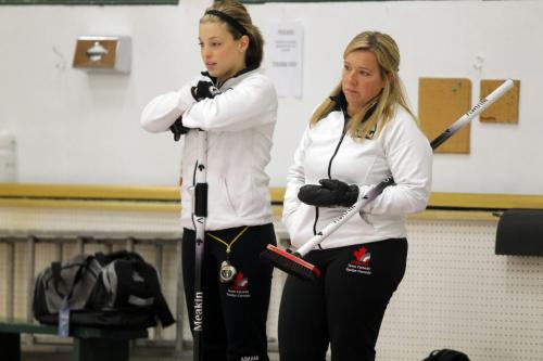BORIS.MINKEVICH@FREEPRESS.MB.CA  101025 BORIS MINKEVICH / WINNIPEG FREE PRESS $60,000 Manitoba Lotteries Women's Curling Classic championship finals at the Fort Rouge Curling Club. In the final is Team Carey vs. Team Overton.  Cathy Overton, R, with teammate Breanne Meakin observe the game.