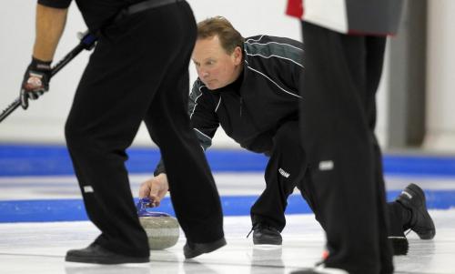 BORIS.MINKEVICH@FREEPRESS.MB.CA   BORIS MINKEVICH / WINNIPEG FREE PRESS 101101 McDairmid Senior Mens Bonspiel finals at the Fort Garry Curling Club. Don Nelson vs Kelly Robertson(in photo).