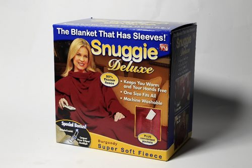 MIKE.DEAL@FREEPRESS.MB.CA 101105 - Friday, November 05, 2010 -  Strange gifts Snuggie Deluxe See Carolin Vesely story MIKE DEAL / WINNIPEG FREE PRESS