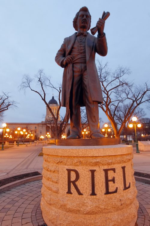 BORIS.MINKEVICH@FREEPRESS.MB.CA   BORIS MINKEVICH / WINNIPEG FREE PRESS 101115 Louis Riel statue behind the leg.
