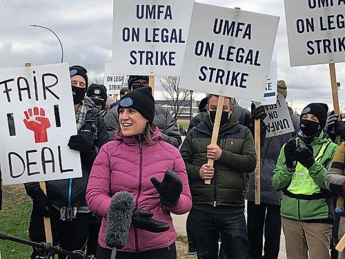 MAGGIE MACINTOSH / WINNIPEG FREE PRESS

Orvie Dingwall, president of the University of Manitoba Faculty Association, spoke to reporters from a picket line outside the school Tuesday to call on the province to withdraw a wage increase mandate. 
November 2, 2021