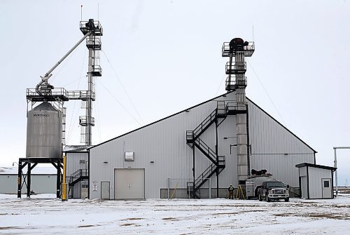 SHANNON VANRAES / WINNIPEG FREE PRESS
Parrish &amp; Heimbecker&#x2019;s new 6,000 MT dry fertilizer shed at its Dugald Grain Elevator &amp; Crop Inputs Centre east of Winnipeg on November 16, 2021.