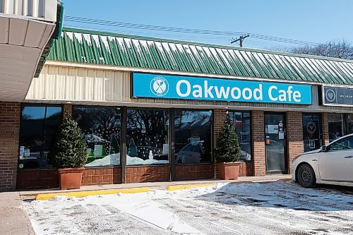 JOHN WOODS / WINNIPEG FREE PRESS
Oakwood Cafe on Osborne in Winnipeg photographed Sunday, November 21, 2021. MLA Janice Morley-Lecomte allegedly refused to provide vaccine status when attempting to enter the restaurant

Re: Macintosh