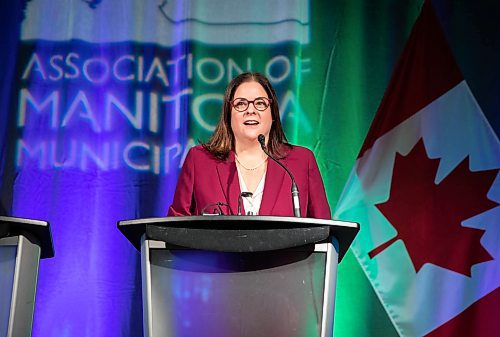 JESSICA LEE / WINNIPEG FREE PRESS

Premier Heather Stefanson gives remarks at the Association of Manitoba Municipalities conference at RBC Conference Centre on November 22, 2021. 

Reporter: Carol








