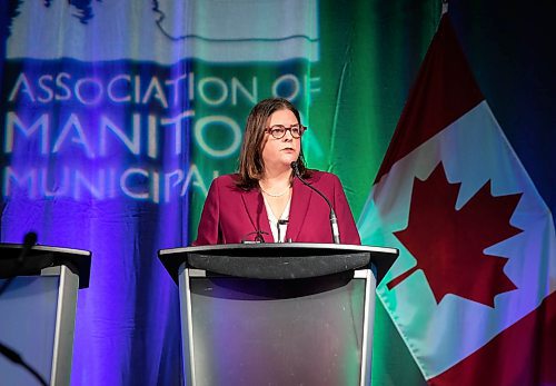 JESSICA LEE / WINNIPEG FREE PRESS

Premier Heather Stefanson gives remarks at the Association of Manitoba Municipalities conference at RBC Conference Centre on November 22, 2021. 

Reporter: Carol








