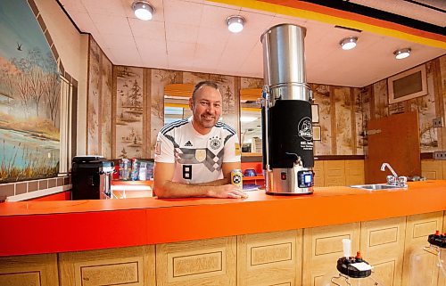 Mike Sudoma / Winnipeg Free Press
Bernhard Wieland behind the counter of his brewing space in the basement of the German Society of Winnipeg Wednesday
November 24, 2021