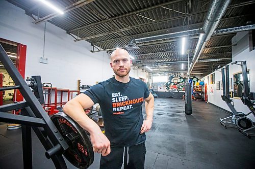 MIKAELA MACKENZIE / WINNIPEG FREE PRESS

Paul Taylor, owner of Brickhouse Gym, poses for a portrait at the gym in Winnipeg on Monday, Nov. 29, 2021. Price increases have affected his business, and in turn, he&#x2019;s had to increase prices a bit. For Gabby story.
Winnipeg Free Press 2021.