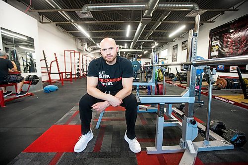 MIKAELA MACKENZIE / WINNIPEG FREE PRESS

Paul Taylor, owner of Brickhouse Gym, poses for a portrait at the gym in Winnipeg on Monday, Nov. 29, 2021. Price increases have affected his business, and in turn, he&#x2019;s had to increase prices a bit. For Gabby story.
Winnipeg Free Press 2021.