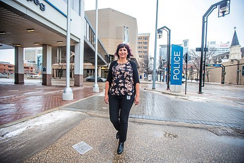 MIKAELA MACKENZIE / WINNIPEG FREE PRESS

Angie Tuesday, a newly hired MMIWG family support and resource advocate with the Winnipeg Police Service, poses for a portrait at police headquarters in Winnipeg on Wednesday, Dec. 1, 2021. For Kevin story.
Winnipeg Free Press 2021.