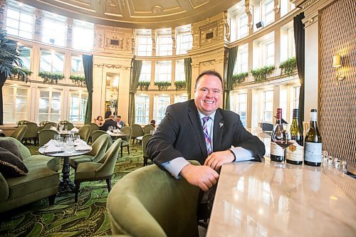 MIKAELA MACKENZIE / WINNIPEG FREE PRESS

Sommelier Christopher Sprague poses for a portrait in the Oval Room Brasserie at the Fort Garry Hotel in Winnipeg on Wednesday, Dec. 1, 2021. For Ben Sigurdson story.
Winnipeg Free Press 2021.