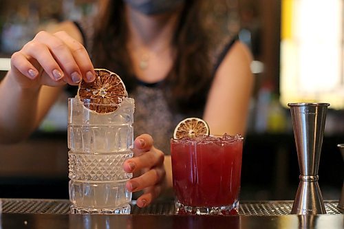 SHANNON VANRAES / WINNIPEG FREE PRESS
Patent 5 has added several non-alcoholic cocktails to its menu, including the Violet Beauregard and Young Grasshopper, as seen on December 1, 2021.