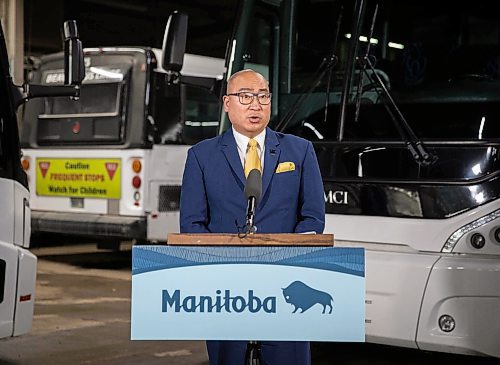 JESSICA LEE / WINNIPEG FREE PRESS

Economics Development and Jobs Minister Jon Reyes announces a $1.92-million program to support bus and air charter companies affected by the COVID-19 pandemic on December 13, 2021 at Beaver Buslines head office.

Reporter: Gabby











