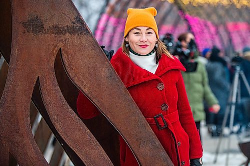 MIKAELA MACKENZIE / WINNIPEG FREE PRESS

Jaimie Isaac poses for a portrait at the formal opening of her new public art installation, The Eighth and Final Fire, at The Forks in Winnipeg on Wednesday, Dec. 15, 2021. For Al Small story.
Winnipeg Free Press 2021.