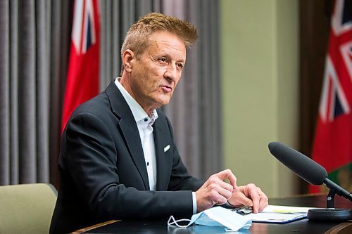 MIKAELA MACKENZIE / WINNIPEG FREE PRESS

Infrastructure Minister Ron Schuler speaks at a press conference at the Manitoba Legislative Building in Winnipeg on Thursday, Dec. 16, 2021. For Danielle/Carol story.
Winnipeg Free Press 2021.