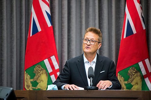 MIKAELA MACKENZIE / WINNIPEG FREE PRESS

Infrastructure Minister Ron Schuler speaks at a press conference at the Manitoba Legislative Building in Winnipeg on Thursday, Dec. 16, 2021. For Danielle/Carol story.
Winnipeg Free Press 2021.