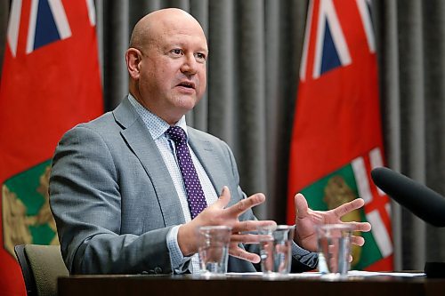 JOHN WOODS / WINNIPEG FREE PRESS
Dr. Brent Roussin, Manitoba chief public health officer, speaks during the province's latest COVID-19 update at the Manitoba legislature in Winnipeg Monday, December 27, 2020.  

Re: ?