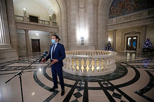 JOHN WOODS / WINNIPEG FREE PRESS
NDP leader Wab Kinew speaks to media after the province's latest COVID-19 update at the Manitoba legislature in Winnipeg Monday, December 27, 2020.  

Re: ?