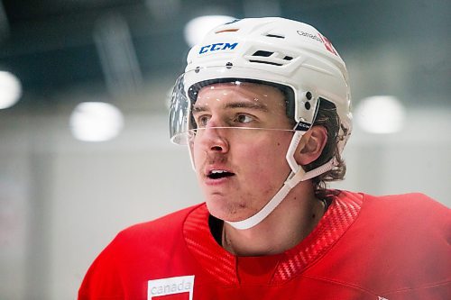 MIKAELA MACKENZIE / WINNIPEG FREE PRESS

Leon Gawanke (9) at Manitoba Moose practice at the BellMTS Iceplex in Winnipeg on Wednesday, Dec. 29, 2021. For Jason Bell story.
Winnipeg Free Press 2021.