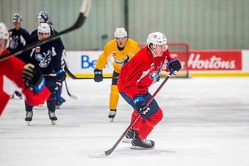 MIKAELA MACKENZIE / WINNIPEG FREE PRESS

Leon Gawanke (9) at Manitoba Moose practice at the BellMTS Iceplex in Winnipeg on Wednesday, Dec. 29, 2021. For Jason Bell story.
Winnipeg Free Press 2021.