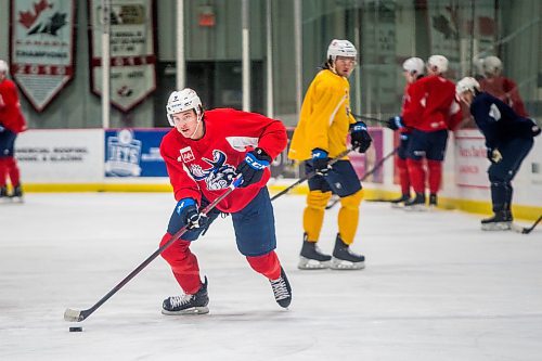 MIKAELA MACKENZIE / WINNIPEG FREE PRESS

Leon Gawanke (9) at Manitoba Moose practice at the BellMTS Iceplex in Winnipeg on Wednesday, Dec. 29, 2021. For Jason Bell story.
Winnipeg Free Press 2021.