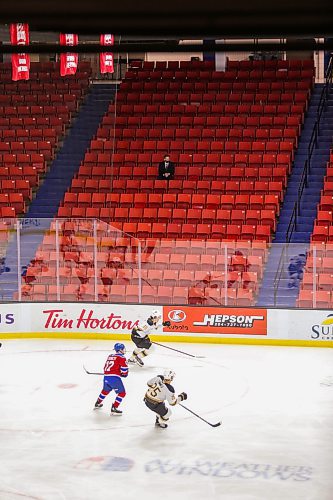 The Brandon Wheat Kings and Edmonton Oil Kings play to an empty Westoba Place Thursday in a Western Hockey League game. (Chelsea Kemp/The Brandon Sun)