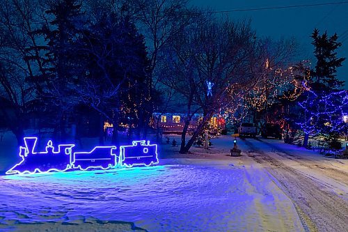A Christmas light display in Forrest. (Chelsea Kemp/The Brandon Sun)
