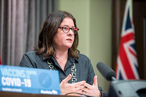 MIKAELA MACKENZIE / WINNIPEG FREE PRESS

Premier Heather Stefanson speaks at a press conference announcing a week of remote learning in Winnipeg on Tuesday, Jan. 4, 2022. For Maggie/Carol story.
Winnipeg Free Press 2021.